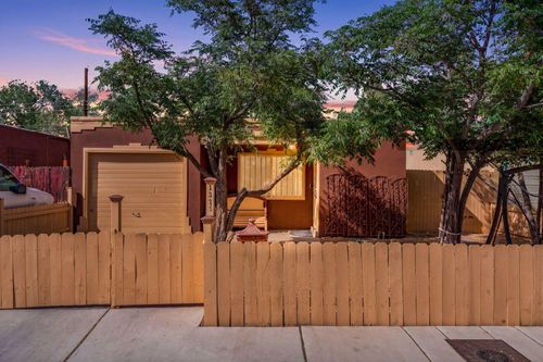 1325 La Poblana Rd Nw, Albuquerque, NM, 87107-1007 | Card Image