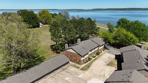 10-701 Lakeshore Dr, Eufaula, OK, 74432-3024 | Card Image