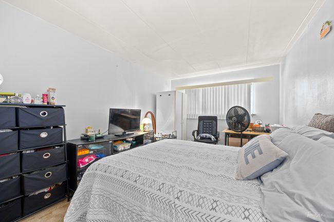 APT-1E - 18361 Glen Oak Ave, Condo with 2 bedrooms, 1 bathrooms and 1 parking in Lansing IL | Image 15