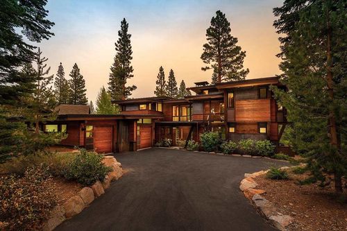 10445 Thunderbird Court, Truckee, CA, 96161 | Card Image