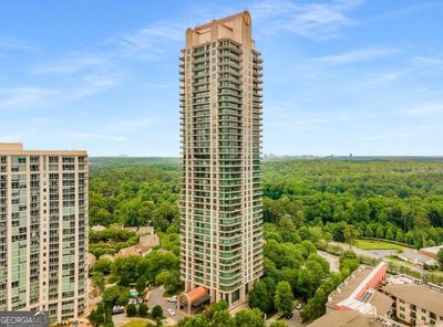 16N - 750 Park Avenue Ne, Condo with 3 bedrooms, 2 bathrooms and null parking in Atlanta GA | Image 2