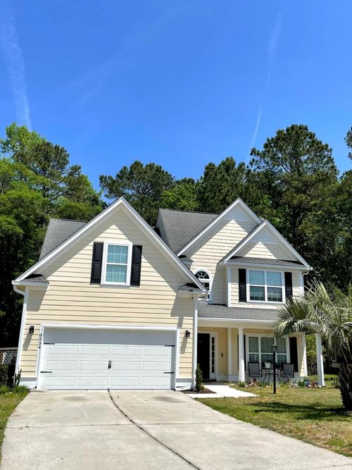 8534 Sentry Cir, North Charleston, SC, 29420-8349 | Card Image