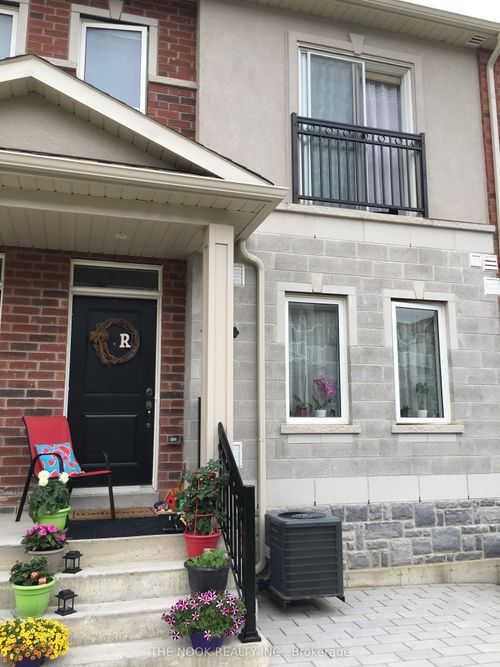 11-1020 Dunsley Way, Whitby, ON, L1N0L5 | Card Image
