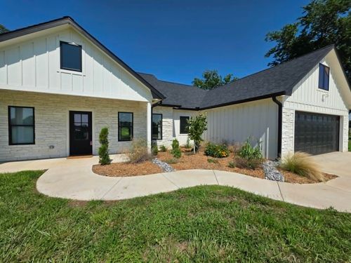 61500 Tarhe Trl, Fairland, OK, 74343-1957 | Card Image