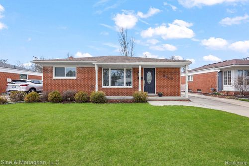 3903 Mark Orr Rd, Royal Oak, MI, 48073-5403 | Card Image