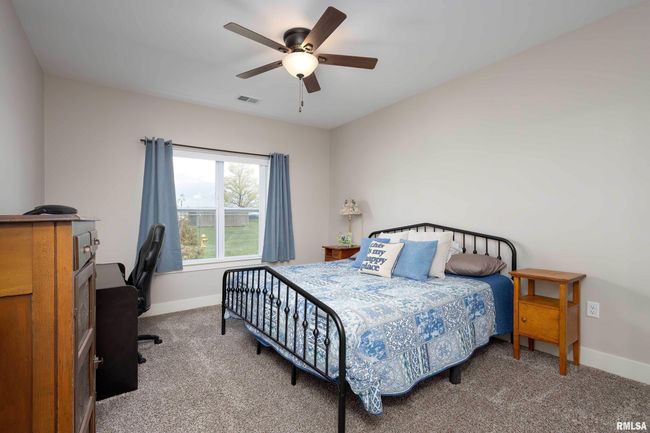 3036 Shanes Way, Condo with 2 bedrooms, 2 bathrooms and null parking in Bettendorf IA | Image 16