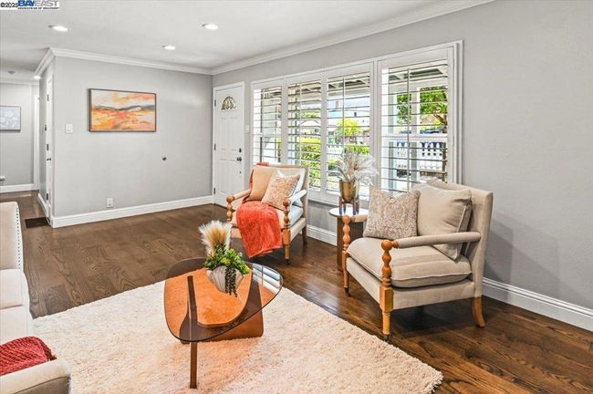 17860 Almond Rd, House other with 5 bedrooms, 4 bathrooms and 4 parking in Castro Valley CA | Image 9