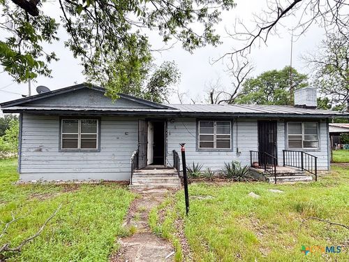 507 S 7th St, Lometa, TX, 76853-2115 | Card Image