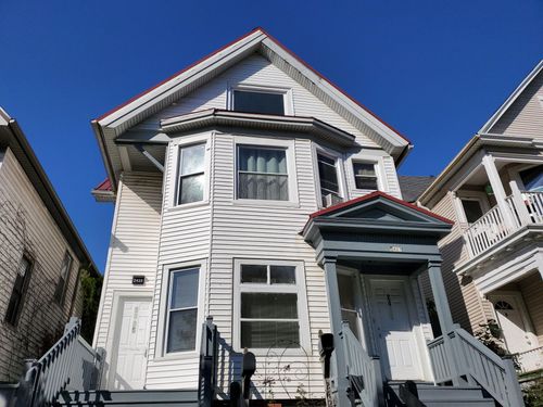 2425 N Cramer St, Milwaukee, WI, 53211-4311 | Card Image