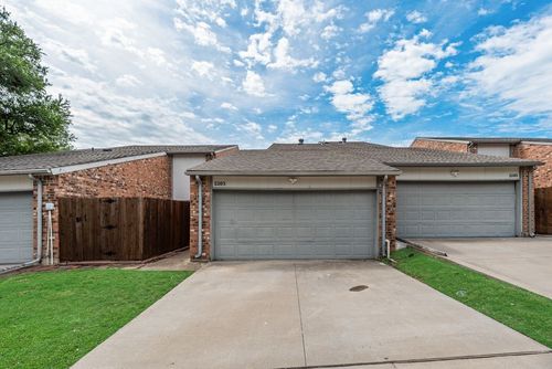 2203 Salem Dr, Carrollton, TX, 75006-1639 | Card Image