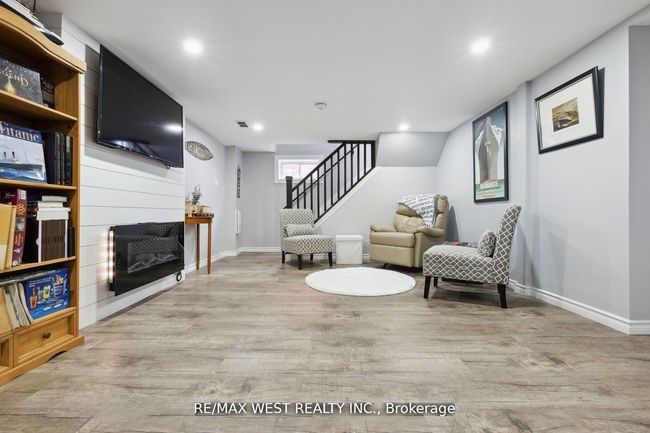 48 Burwell St, House other with 3 bedrooms, 2 bathrooms and 3 parking in Brantford ON | Image 25