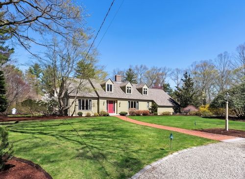 37 Mast Hill Rd, Hingham, MA, 02043-3422 | Card Image
