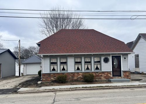 206 N 1st St, Lewisville, IN, 47352-9001 | Card Image