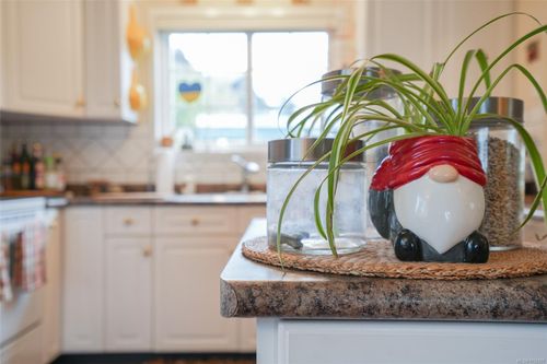 4233 8th Ave, Port Alberni, BC, V9Y4S5 | Card Image