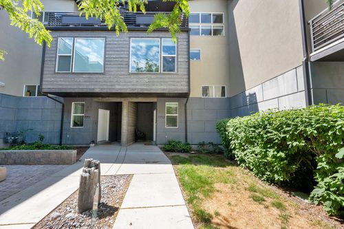 7713 Navarro View Ct, Midvale, UT, 84047-4864 | Card Image