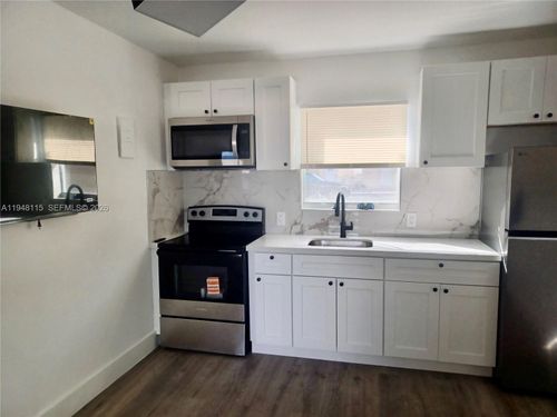 1-1845 Dixieanna St, Hollywood, FL, 33020-3113 | Card Image