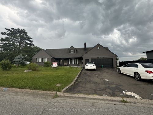 8176 Sarah St, Niagara Falls, ON, L2G6T5 | Card Image