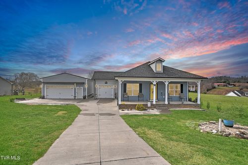 257 Lake View Estates Dr, Bristol, TN, 37620-1308 | Card Image