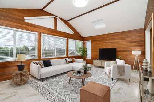 6560 Winch St, Burnaby, BC, V5B2L6 | Card Image