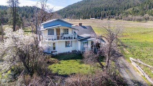 147 Warren Road, Cave Junction, OR, 97523 | Card Image