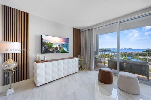 apt-8a-6900 Bay Dr, Miami Beach, FL, 33141-5496 | Card Image