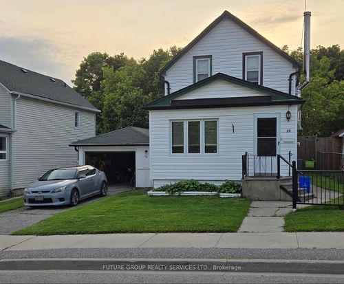 38 Frank St, Oshawa, ON, L1H3T5 | Card Image