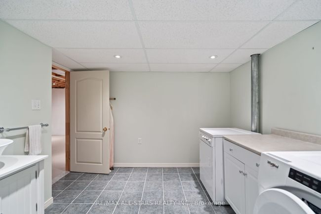 1 Caseton Cres, House other with 2 bedrooms, 3 bathrooms and 4 parking in Uxbridge ON | Image 34