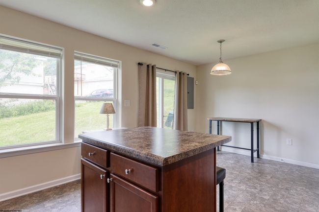 135 Inlet St, Townhouse with 2 bedrooms, 3 bathrooms and 2 parking in Morgantown WV | Image 9