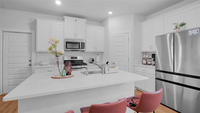 Kitchen Area | Image 15