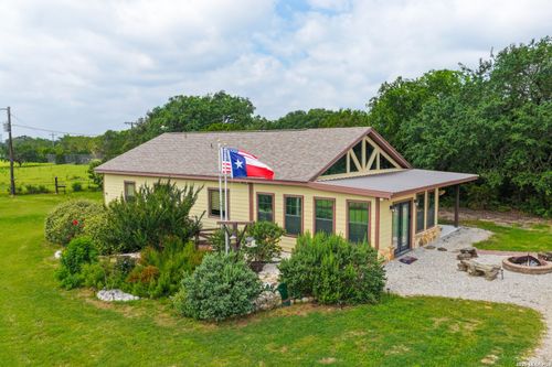 1355 Broad Oak Dr, Bandera, TX, 78003-3709 | Card Image