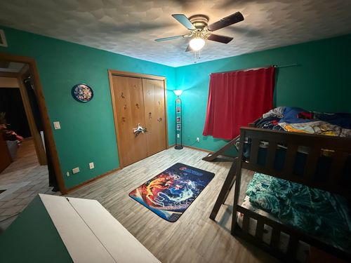 2276 Cross St, FREEPORT, IL, 61032-8548 | Card Image