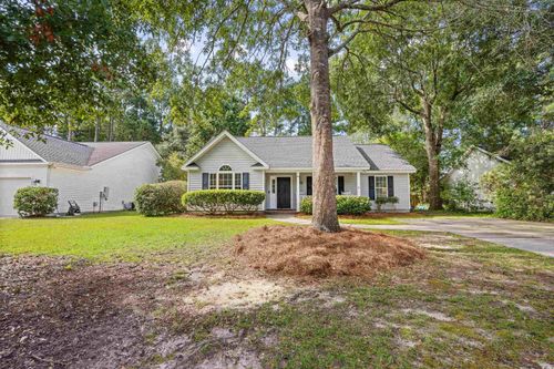94 Great Lakes Rd, Pawleys Island, SC, 29585-6411 | Card Image