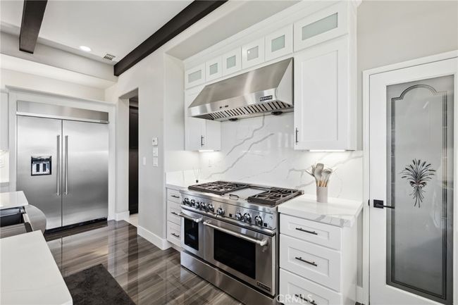 36472 County Line Rd, House other with 4 bedrooms, 6 bathrooms and 4 parking in Yucaipa CA | Image 15