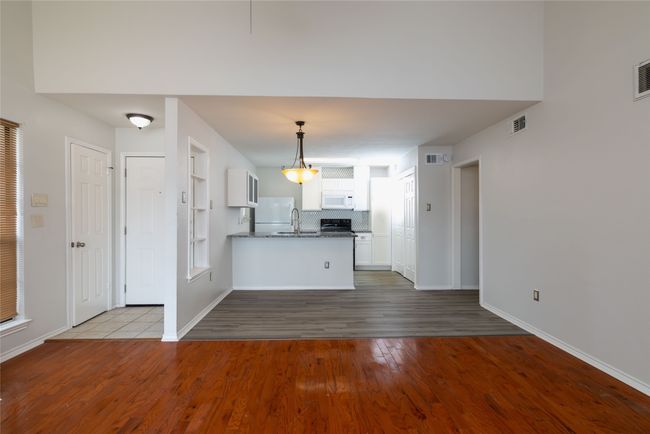 APT-902 - 2835 Keller Springs Rd, Condo with 2 bedrooms, 2 bathrooms and null parking in Carrollton TX | Image 7