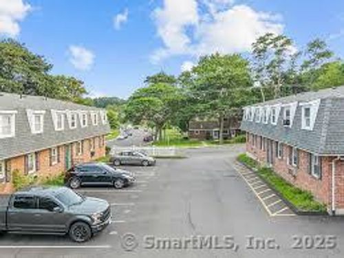 apt-6c-370 Colonial Ave, Waterbury, CT, 06704-1352 | Card Image