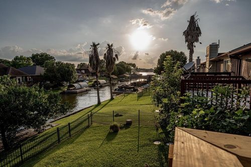 13209 Bluff View Dr, Willis, TX, 77318-5304 | Card Image