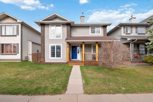 11 Woodside Circle, Airdrie, AB, T4B2H8 | Card Image