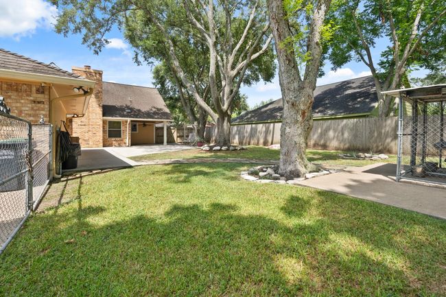2101 Rocky Creek Ln, House other with 3 bedrooms, 3 bathrooms and 2 parking in Pearland TX | Image 29
