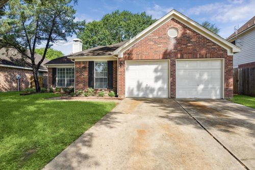 8211 Broken Timber Way, Houston, TX, 77095-4526 | Card Image