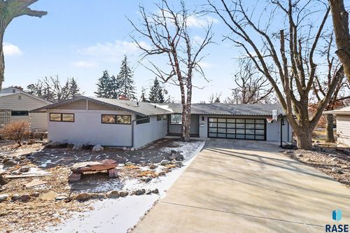 1916 S Austin Dr Drive, Sioux Falls, SD, 57105 | Card Image