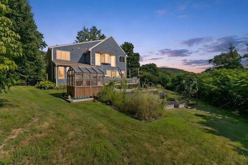 74 Reynolds Rd, Milton, VT, 05468-3981 | Card Image