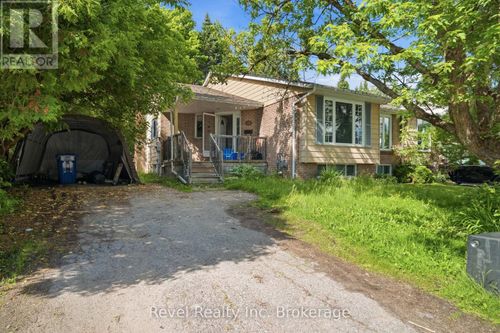 10 Canyon Crt, North Bay, ON, P1B9A7 | Card Image