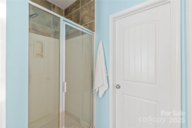 8513 Loxton Cir, Townhouse with 3 bedrooms, 3 bathrooms and null parking in Charlotte NC | Image 13