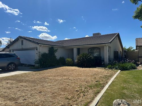 111 Misty Meadow Drive, Bakersfield, CA, 93308 | Card Image