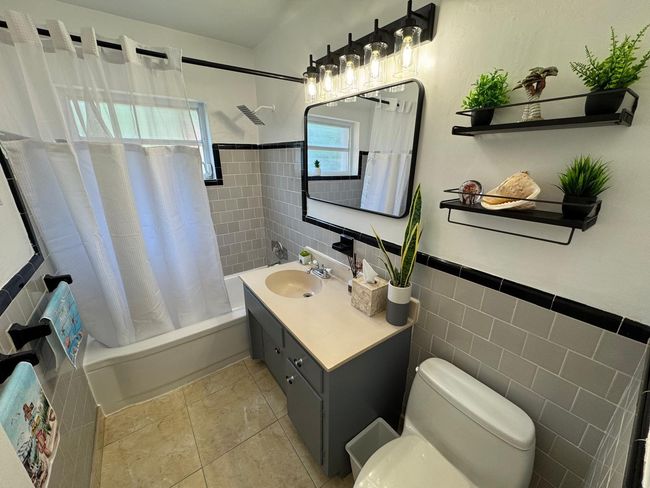 230 Nw 52 Nd Ct, House other with 2 bedrooms, 1 bathrooms and null parking in Fort Lauderdale FL | Image 14