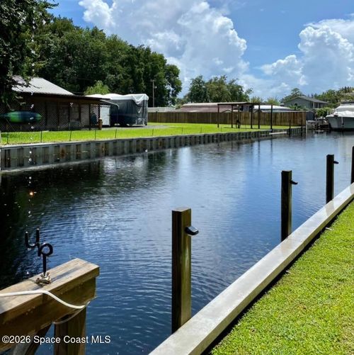 56304 Acorn Rd, Astor, FL, 32102-2202 | Card Image