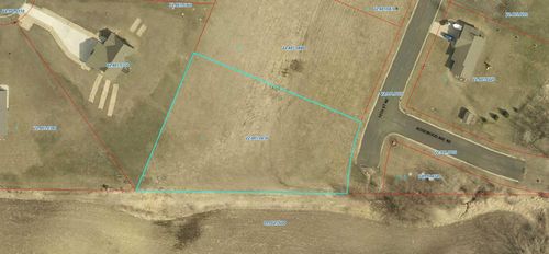 901 14th St Ne, Montgomery, MN, 56069-2202 | Card Image