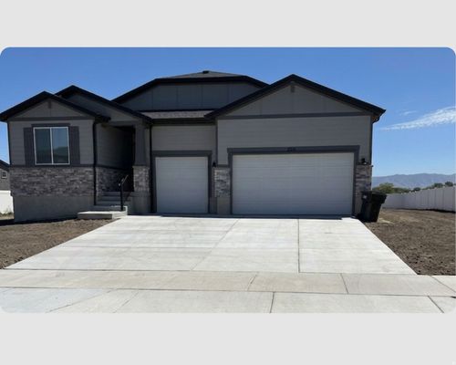 264 N Hatchet Ranch Dr, Grantsville, UT, 84029-1271 | Card Image