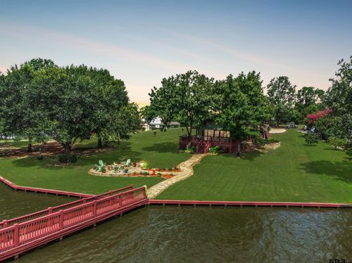 209 Rocky Point Rd, Mt Vernon, TX, 75457-7788 | Card Image