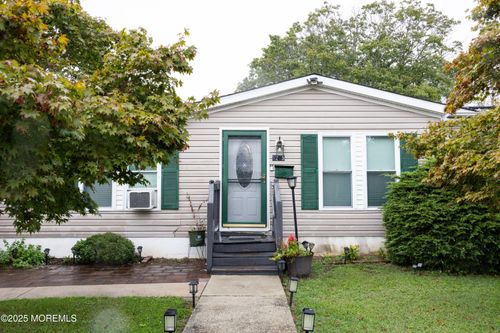 1215 Broad St, Pleasantville, NJ, 08232-3607 | Card Image